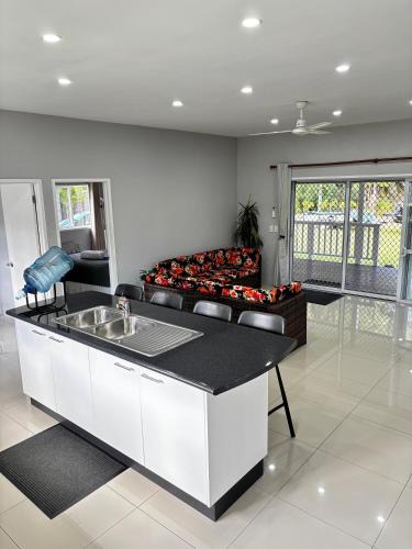 Arorangi House | Inave Holidays