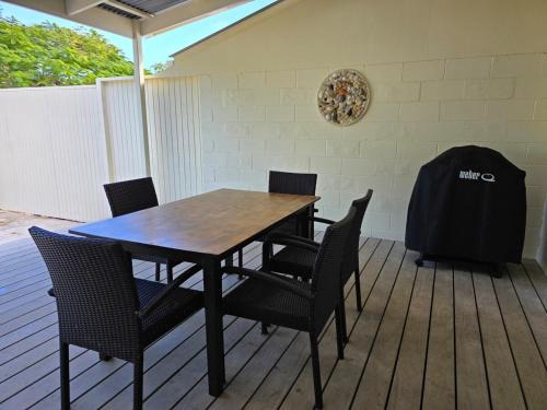 Arorangi House | Kelly's Beach House