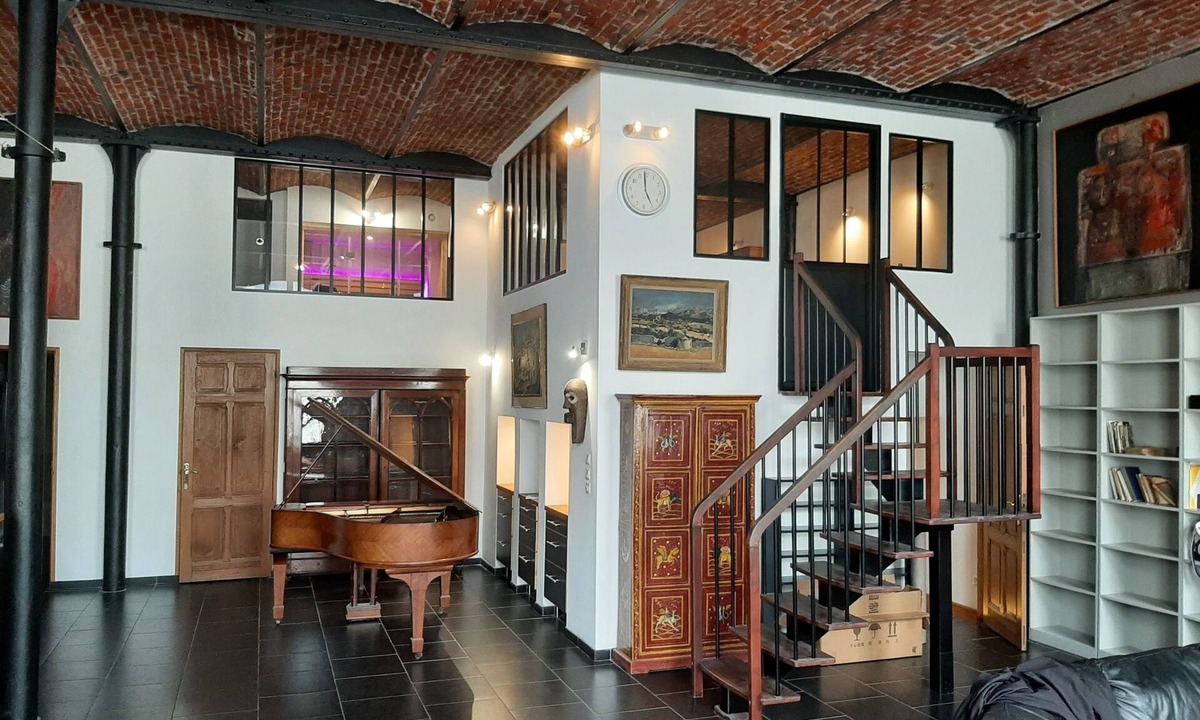 Bouvet Island House | Luxury loft in Lille/Tourcoing with sauna, spa, 4 guests, with parking