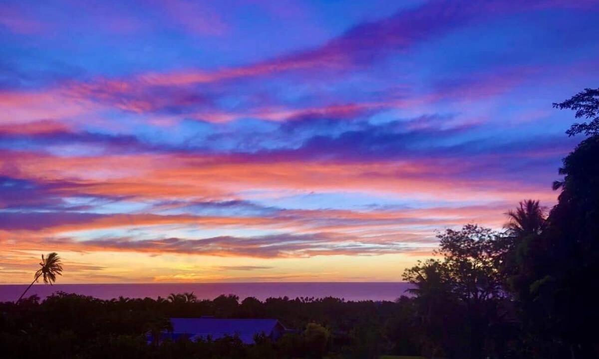 Arorangi House | Te Tua - 3BR Hillside, Ocean View Escape
