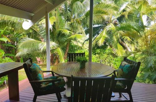 Muri House | Are Ara - House of Pineapple