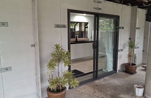 Nikao Tapere Apartment | Cosy Studio-20 Meters Walk to Great Beach!