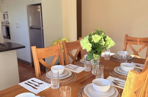 Tapere of Titikaveka House | Mountain Views, 3BR Family Home, Near Muri Beach
