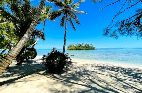 Muri Villa | Muri Beachside Villa with pool