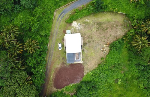 Rarotonga House | Nature-Focused: “1BR Tranquil Hideaway in Arorangi – Nature, Privacy & Comfort”