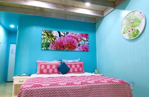 Matavera House | ShineAwayHomes -AC Beachfront RAROTONGA
