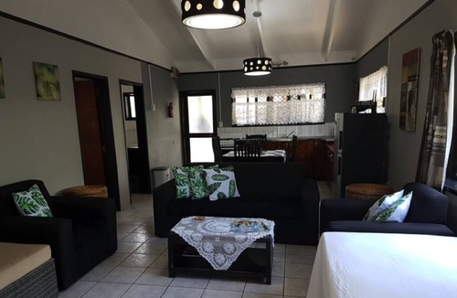 Arorangi House | Sunset Palms Rarotonga - Beach House