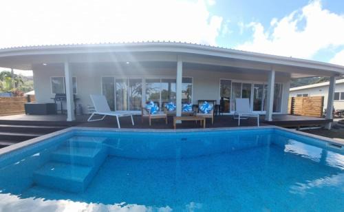 Muri Villa | Te Aro Villas in Muri
