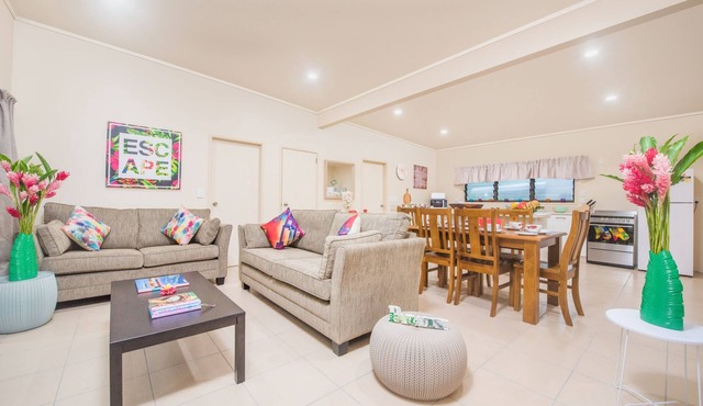 Cook Islands Holiday Villas Blackrock