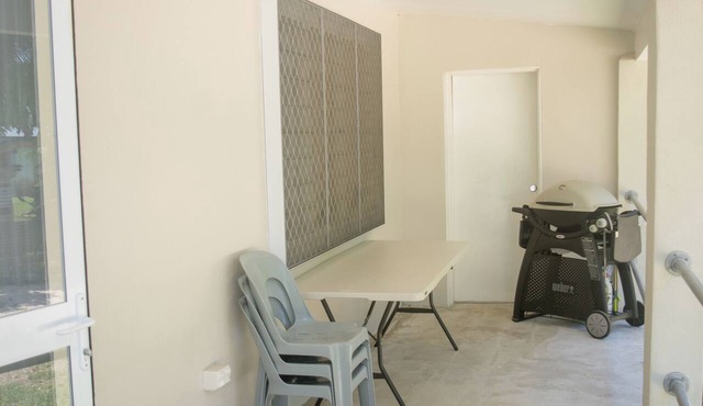 Home away from Home. Right in the main town of Avatiu