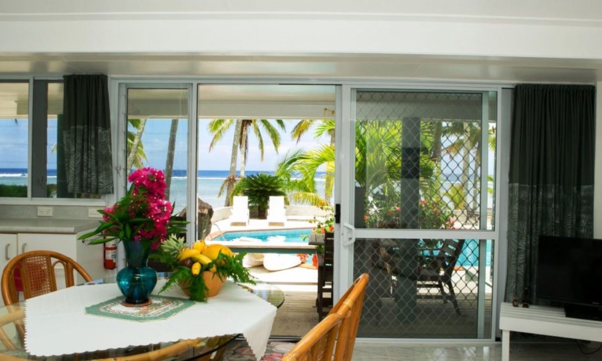 Arorangi Cottage | Sunhaven Beach Bungalows