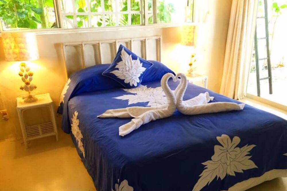 Tapere of Titikaveka Villa | Heliconia Hideaway