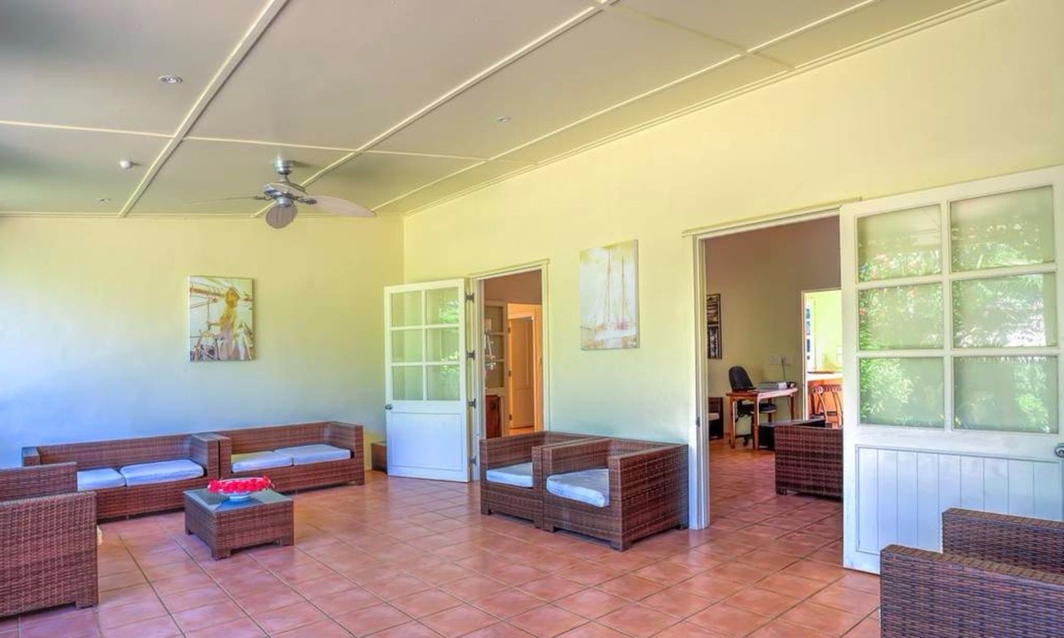 Rarotonga Hotel | The Rarotongan Beach Resort & Lagoonarium
