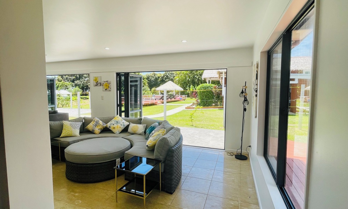 Rarotonga Villa | Red Hibiscus Villas