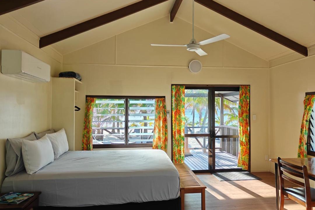 Aitutaki Hotel | Sunset Bungalows