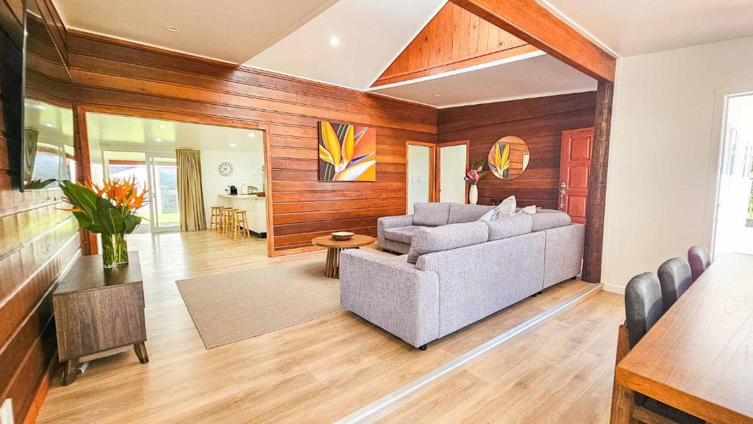 Tupapa Tapere House | TeMakatea Villa