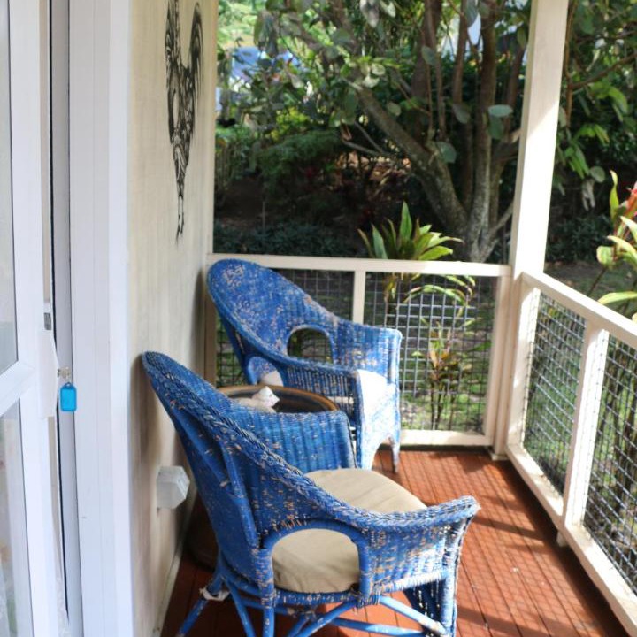 Matavera House | Hibiscus homely farm cottage Bikes and Breakfast