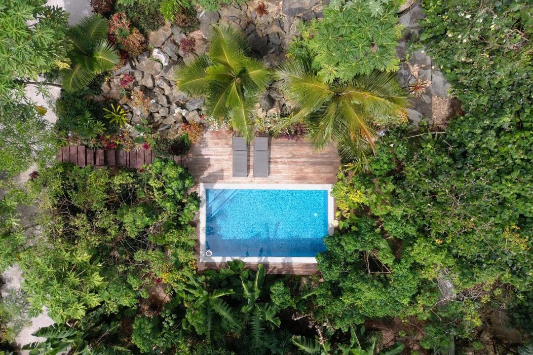 Rarotonga Villa | Rainbow Villas