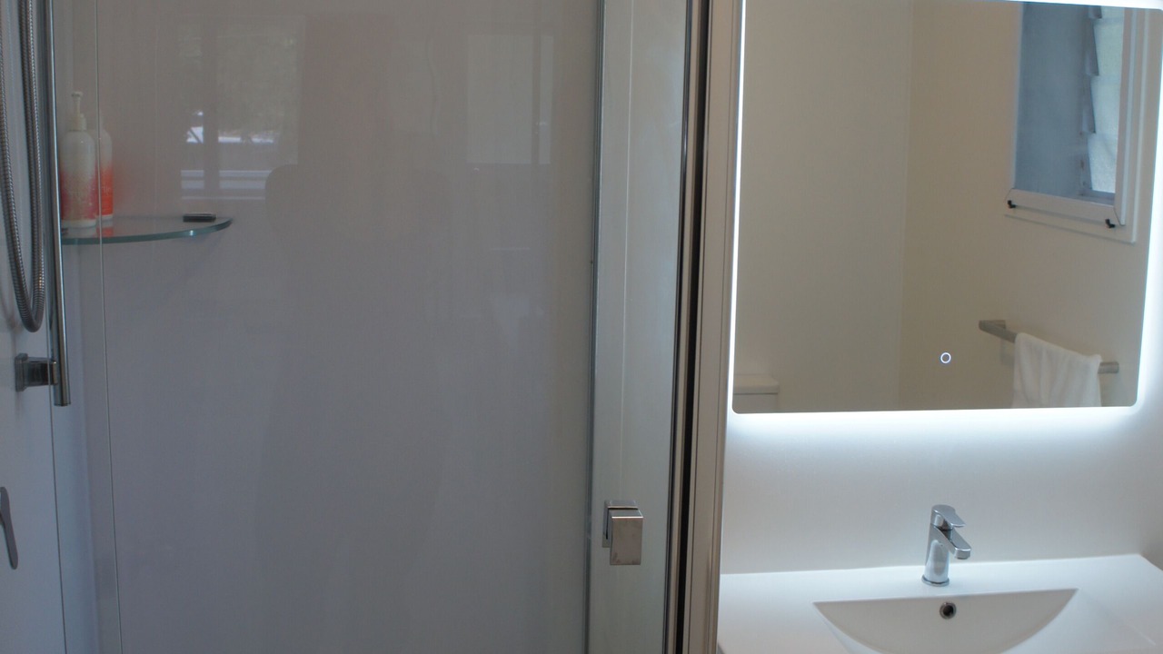 Photo of Bathroom in Avarua