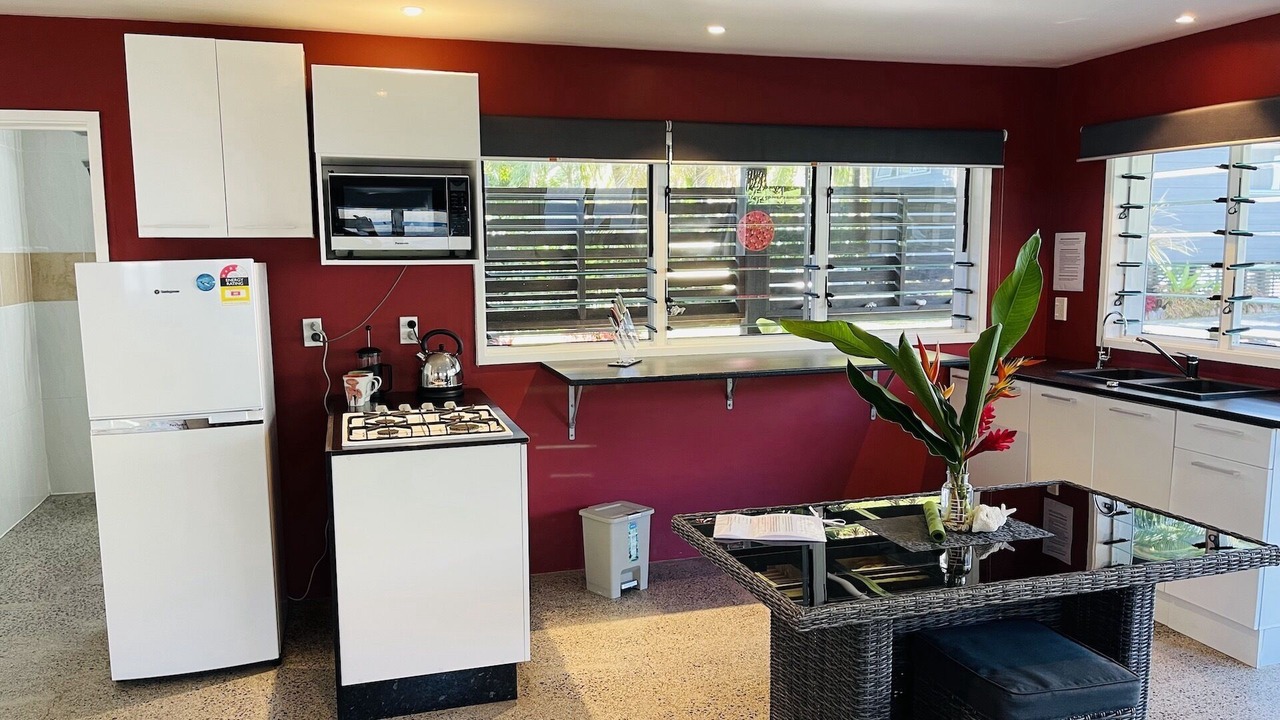Photo of Kitchen in Tapere of Vaimaanga