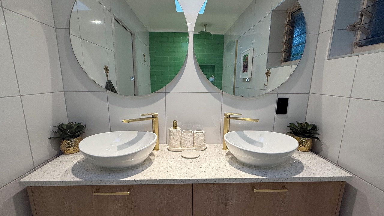 Photo of Bathroom in Arorangi