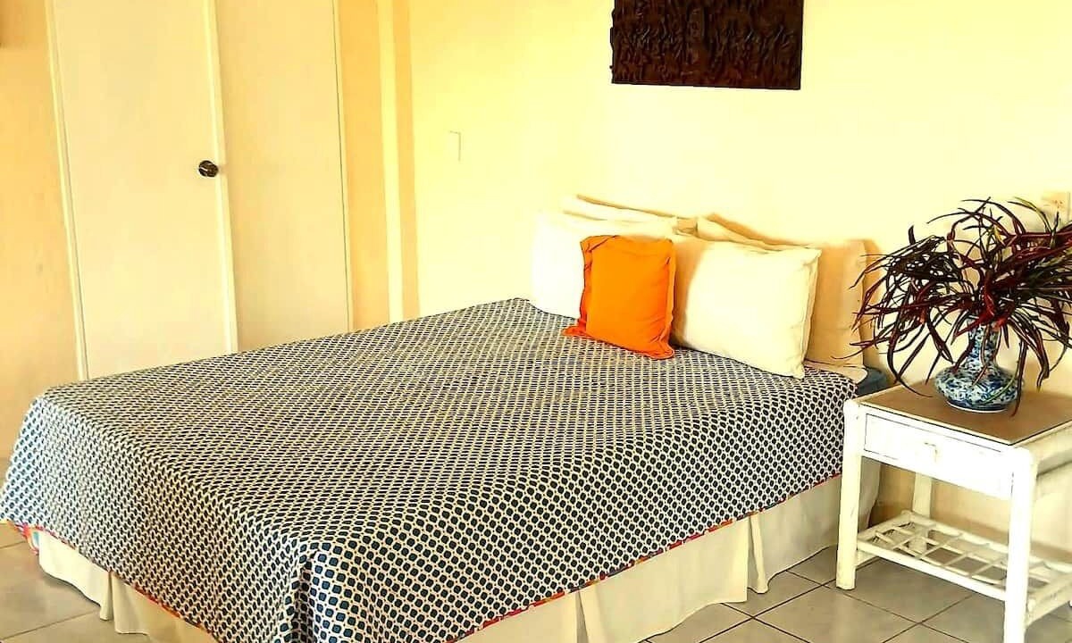 Photo of Bedroom in Arorangi