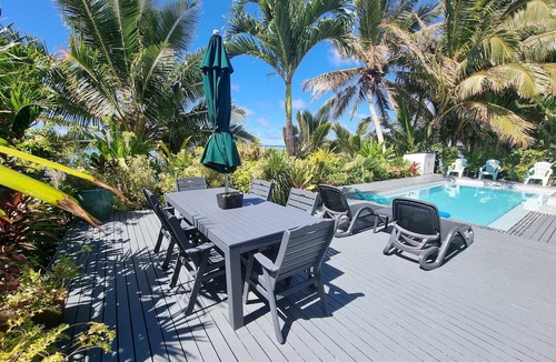 Rarotonga Villa | Natura Beach Pool Villa 2 - a 3BM pool villa on the beach at Vaimaanga Rarotonga