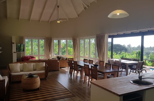 Muri Resort | Muri Beach Resort