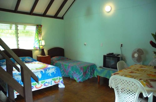Aitutaki Hotel | Gina's Garden Lodges