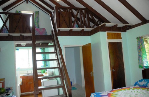 Aitutaki Hotel | Gina's Garden Lodges