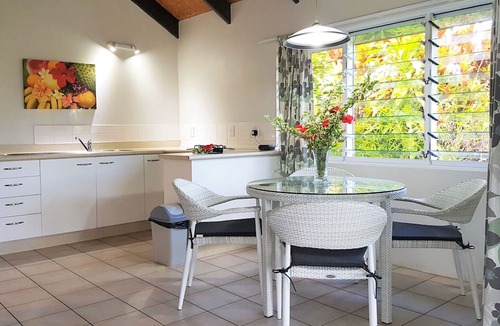 Arorangi Hotel | Lagoon Breeze Villas