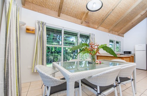 Arorangi Hotel | Lagoon Breeze Villas
