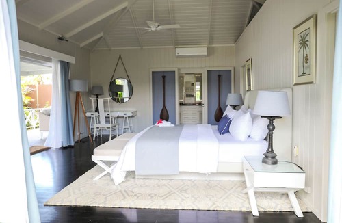 Arorangi House | Waterfoot House