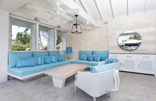 Arorangi House | Waterfoot House
