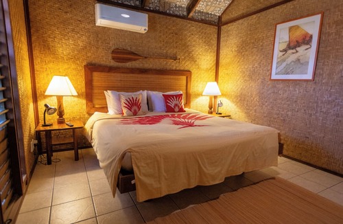 Tapere of Titikaveka Hotel | Rarotonga Beach Bungalows