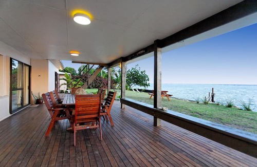 Tapere of Vaimaanga House | Raro Beach Bach
