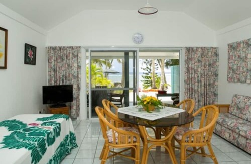 Arorangi Cottage | Sunhaven Beach Bungalows