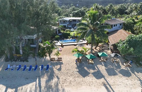 Arorangi Hotel | Aroa Beachside Resort