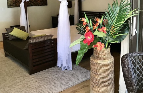 Arorangi Villa | Exclusively for adults, Serenity Villas #3 - Beachfront Bliss
