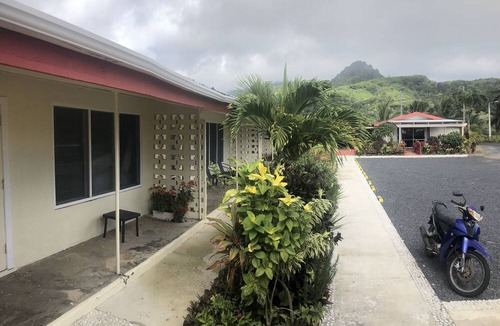 Kiikii Tapere Hotel | Kiikii Inn & Suites
