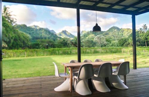 Takitumu District House | Mata Manea