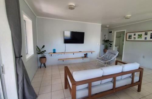 Rarotonga House | Akaroa Hideaway