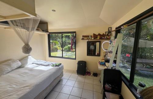 Rarotonga House | Mama Cat's Accommodation