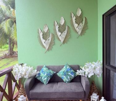 Tapere of Titikaveka House | Mountain Views, 3BR Family Home, Near Muri Beach