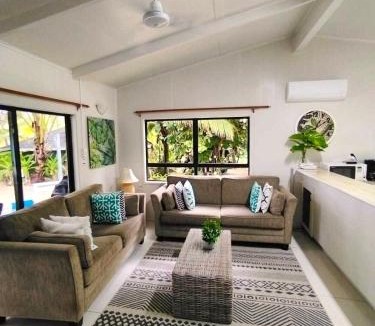 Tapere of Titikaveka House | Natura Lagoon 2BM Bungalow 1