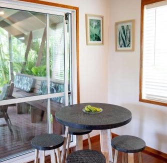 Muri House | Are Ara - House of Pineapple