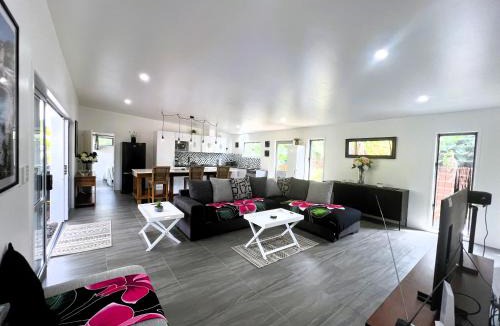 Tupapa Tapere House | Ake Ake House