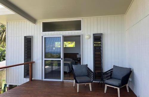 Tapere of Titikaveka House | Avocado Retreat