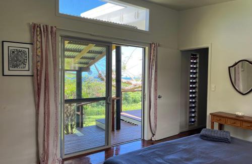 Tapere of Titikaveka House | Avocado Retreat