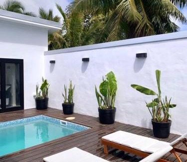 Matavera Villa | Taputu House Luxury Oasis